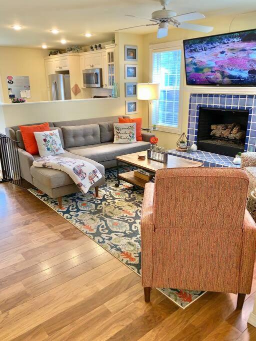 The Comforts' Inn: Mountain Escape Mountainaire المظهر الخارجي الصورة